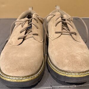 Dr. Scholl's Light Brown Suede Oxfords